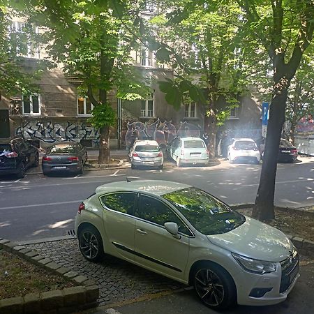 Apartman Iris Zagabria Esterno foto